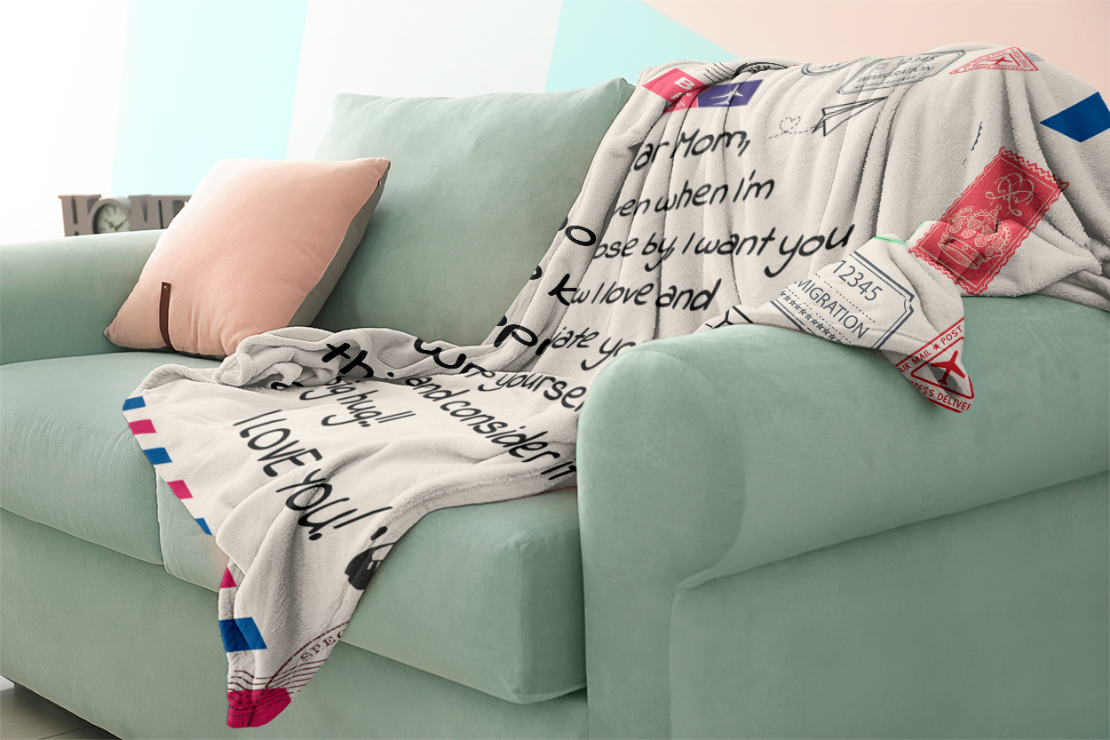 Dear Mom, I Love You Cozy Fleece Blanket