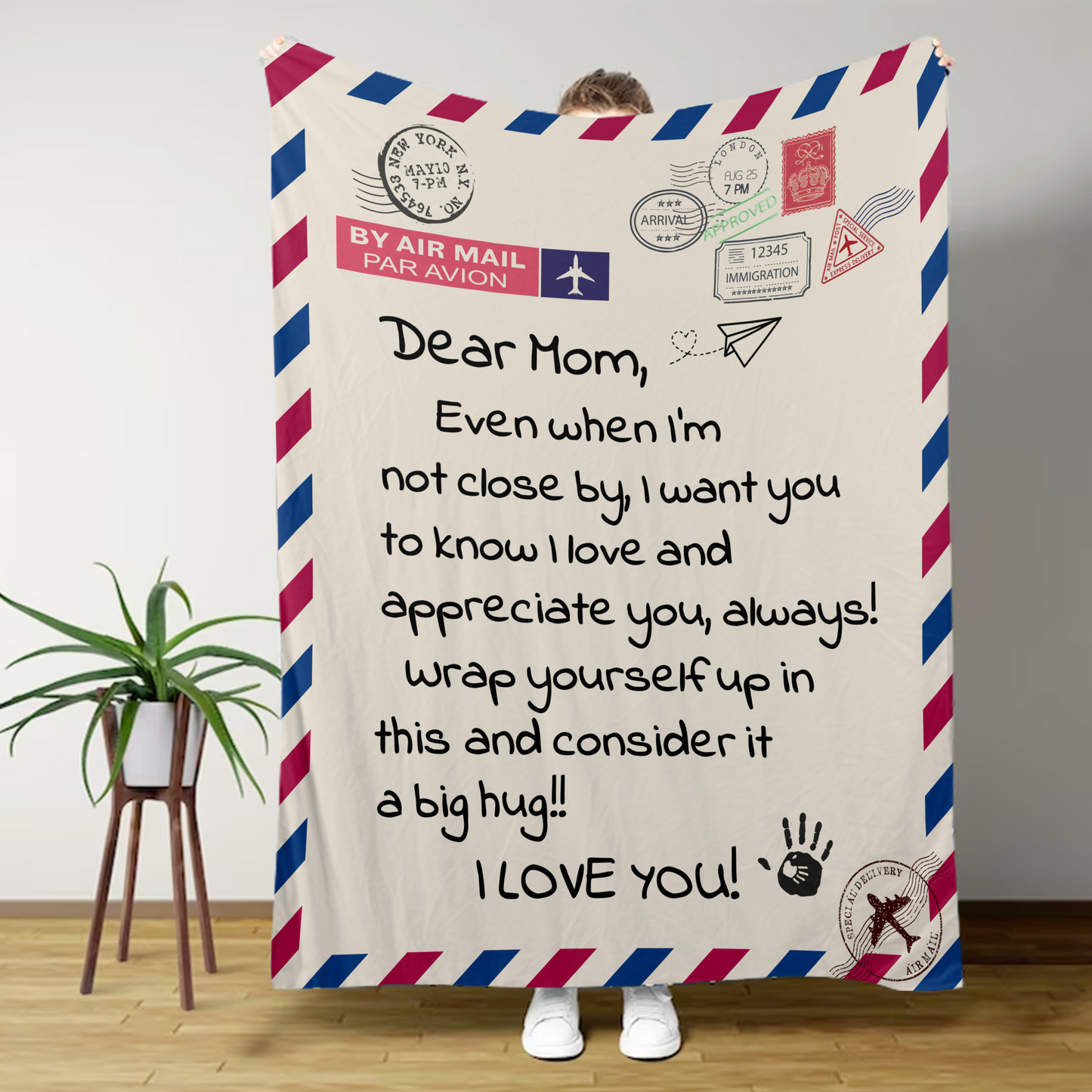 Dear Mom, I Love You Cozy Fleece Blanket