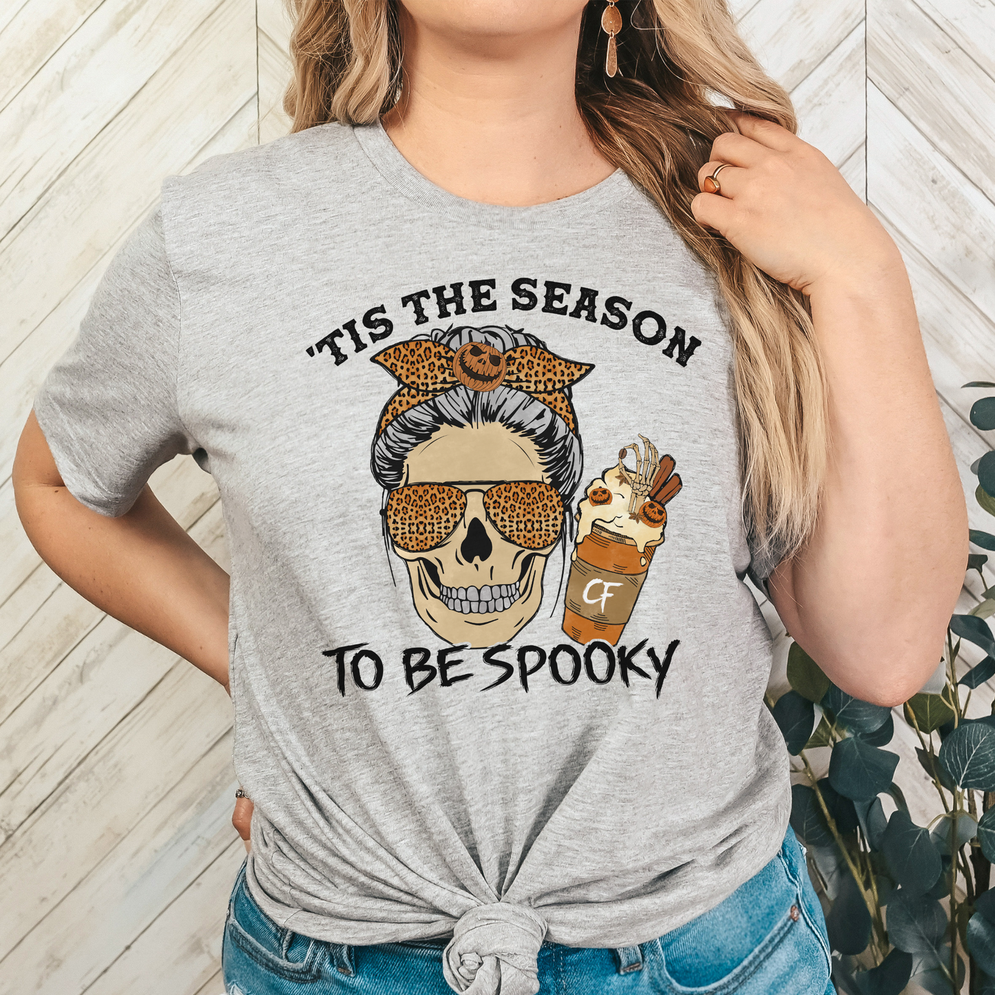 Tis The Season To Be Spooky T-shirt